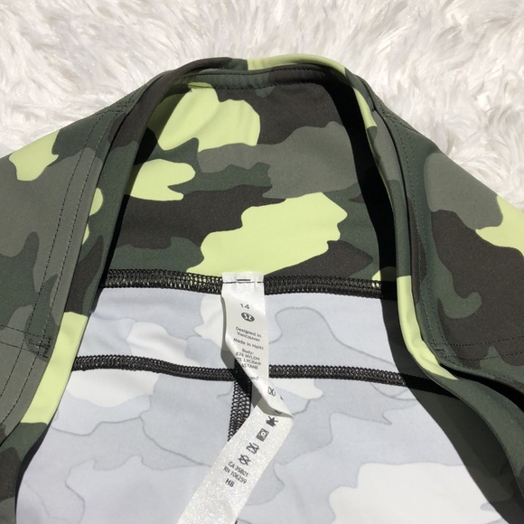 Lululemon Fast and Free HR Tight 25” - Picture 9 of 9